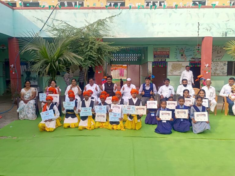 धरणगावात प्रजासत्ताक दिन उत्साहात साजरा