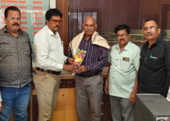 लेखापरीक्षक प्रकाश चौधरी यांचा धरणगावात सत्कार