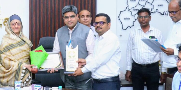 ​मुख्यमंत्री रोजगार निर्मिती योजनेत जळगाव जिल्ह्याची गरुडझेप