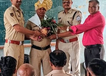 धरणगाव येथील होमगार्ड सुरेश माळी सेवानिवृत्त