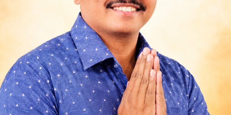 शेतकऱ्यांची बोळवण करणाऱ्या ‘त्या’ ५ हजारात मुख्यमंत्र्यांनी दिवाळी साजरी करून दाखवावी !