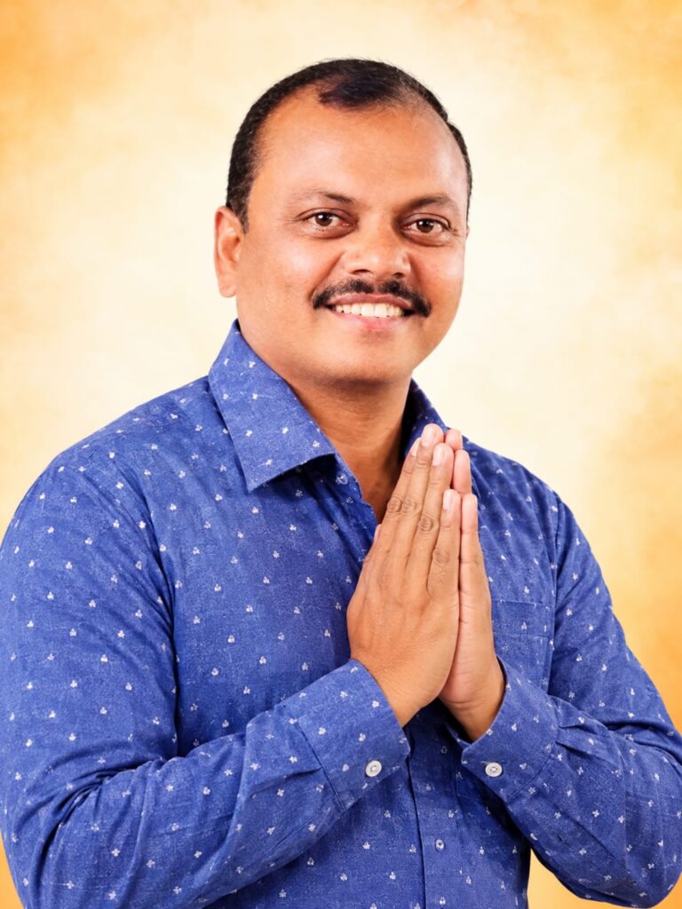 शेतकऱ्यांची बोळवण करणाऱ्या ‘त्या’ ५ हजारात मुख्यमंत्र्यांनी दिवाळी साजरी करून दाखवावी !